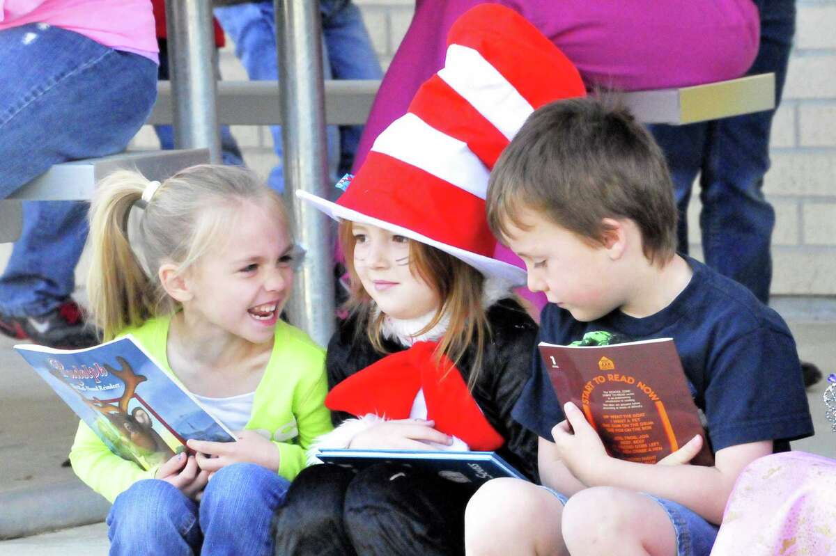 Photos Lumberton Early Childhood School Storybook Character Day Parade
