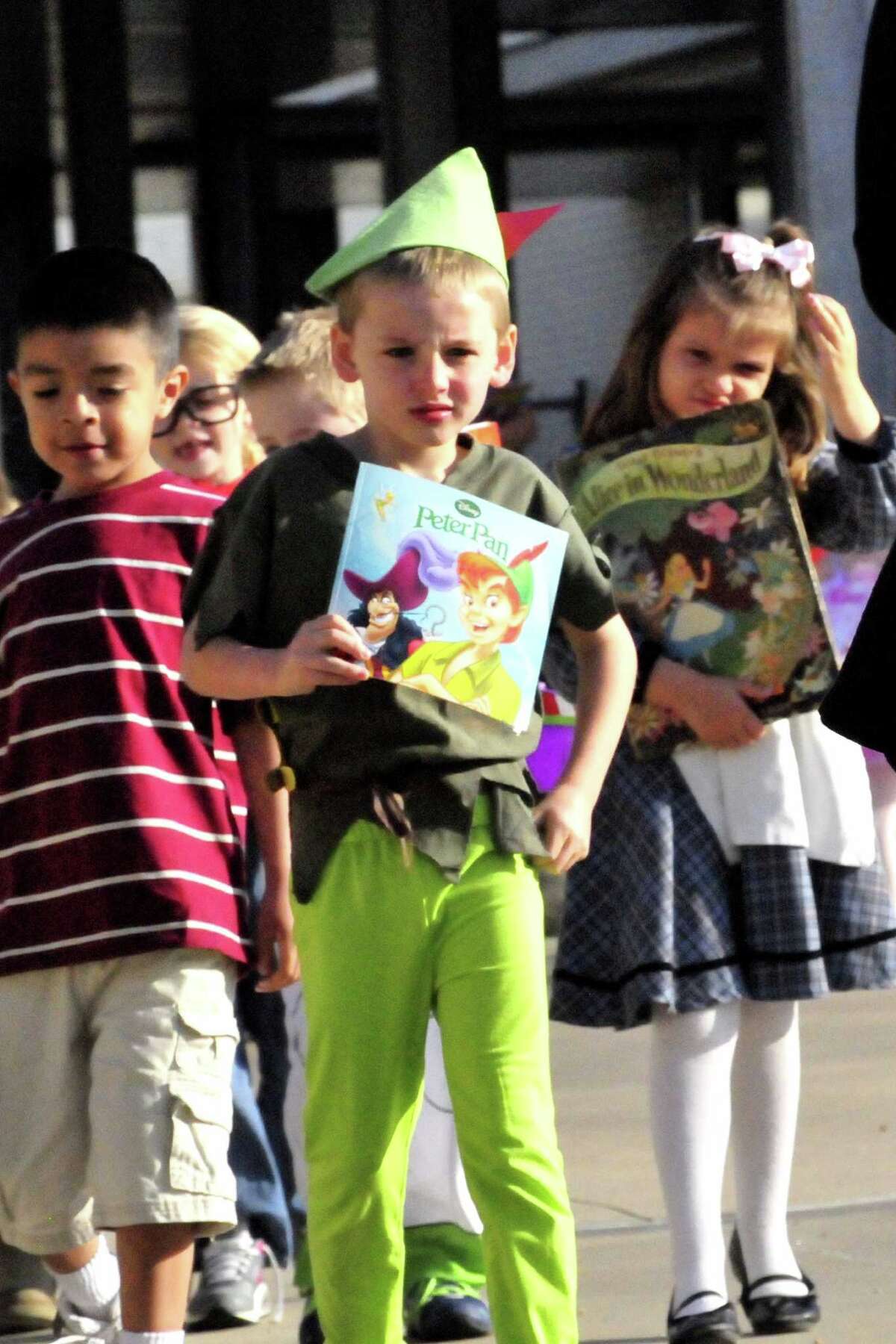 Photos Lumberton Early Childhood School Storybook Character Day Parade