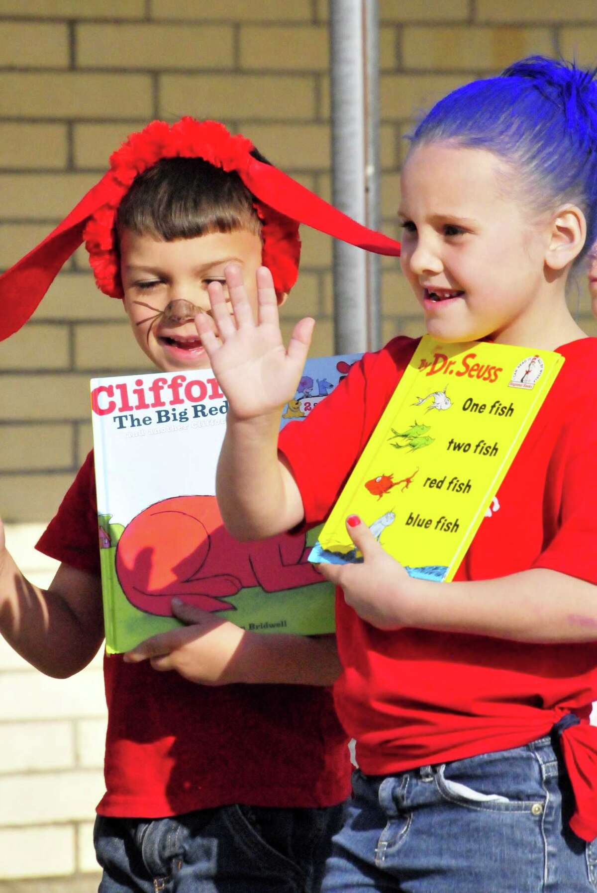Photos Lumberton Early Childhood School Storybook Character Day Parade