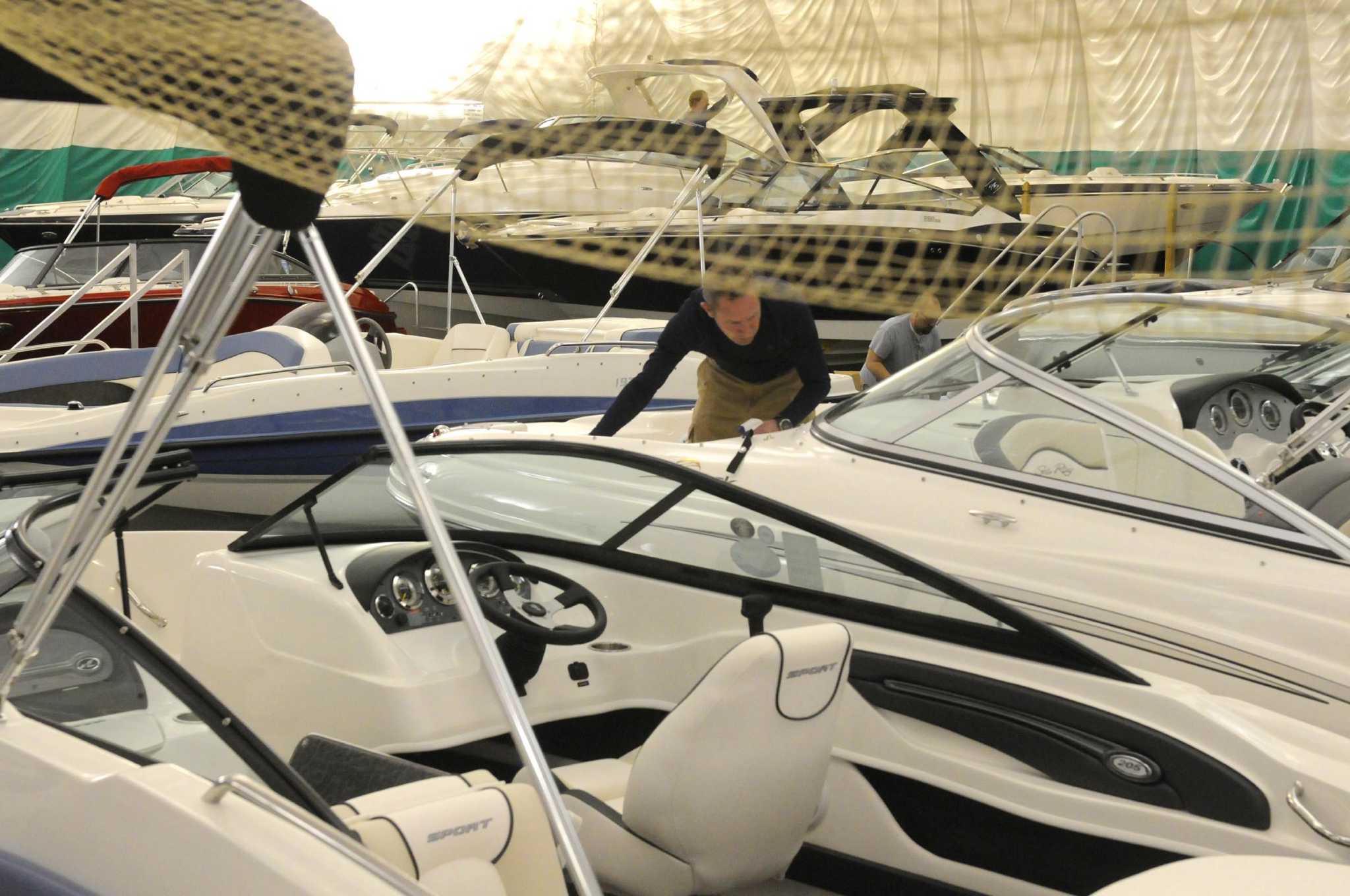 boat-sales-are-sailing