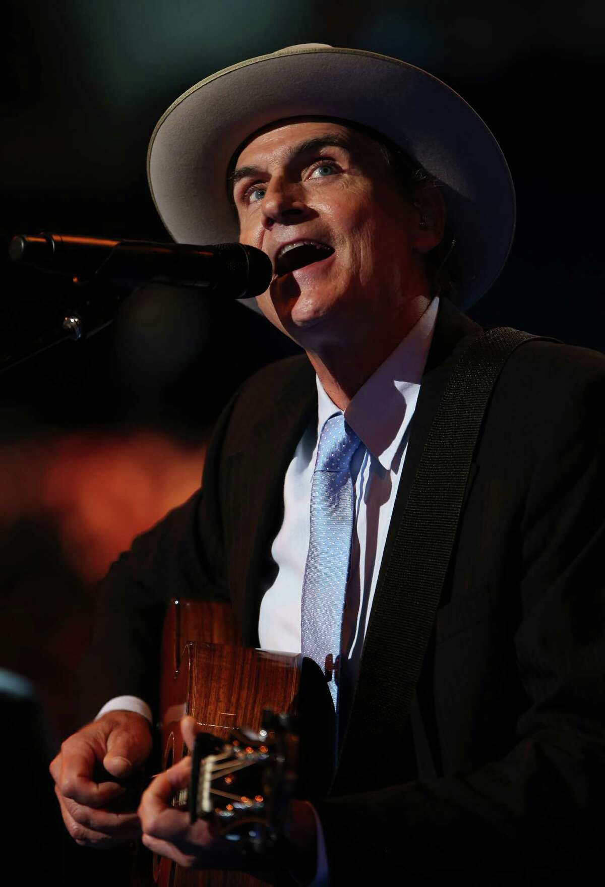 CHARLOTTE, NC - SEPTEMBER 06: Musician James Taylor performs on stage during the final day of the Democratic National Convention at Time Warner Cable Arena on September 6, 2012 in Charlotte, North Carolina. The DNC, which concludes today, nominated U.S. President Barack Obama as the Democratic presidential candidate. (Photo by Chip Somodevilla/Getty Images)