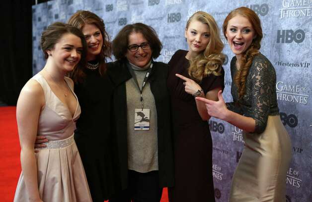 From Left Maisie Williams Who Plays Arya Stark Rose 4360605
