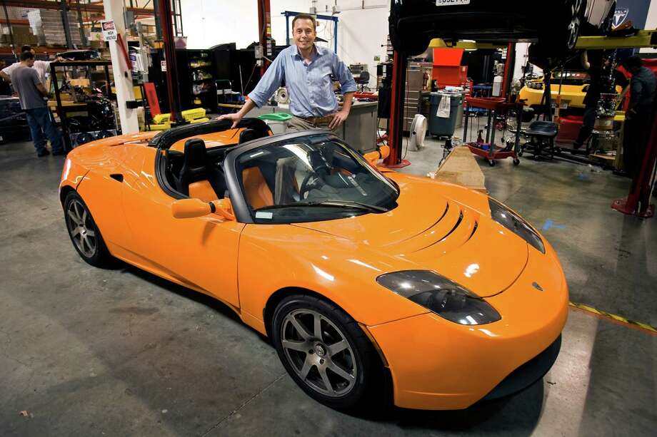 Tesla Upgrade Will Allow Roadster To Reach 400 Mile Range