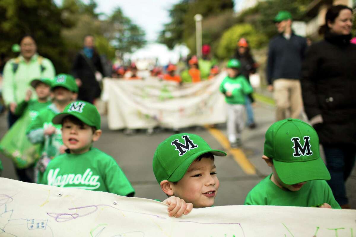 Magnolia Little League parade