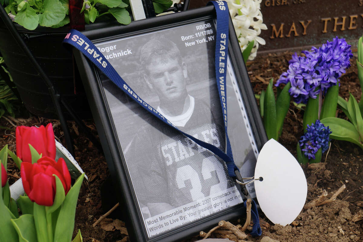 Westport Marine's life celebrated at funeral