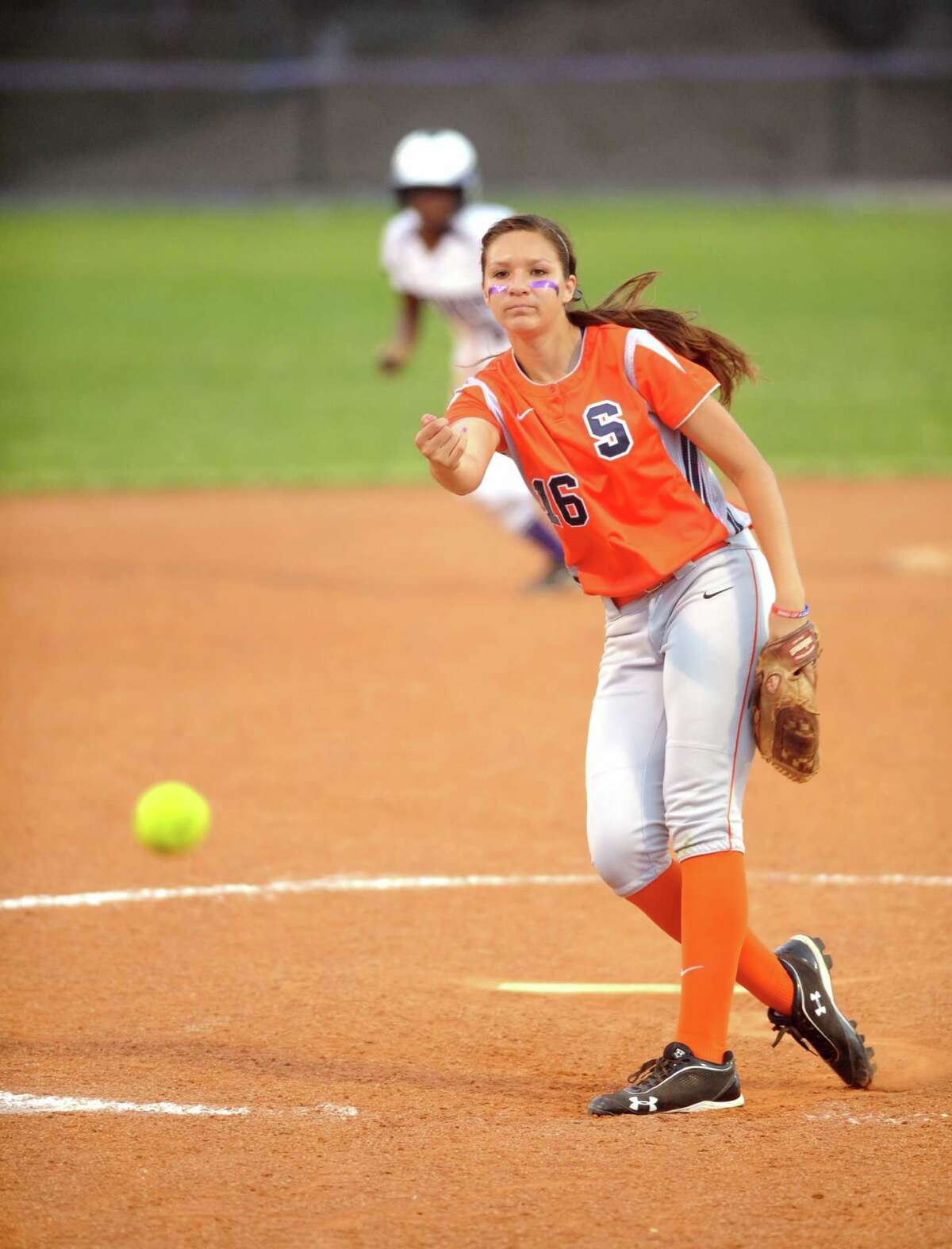 Softball Seven Lakes' intensity brings wins