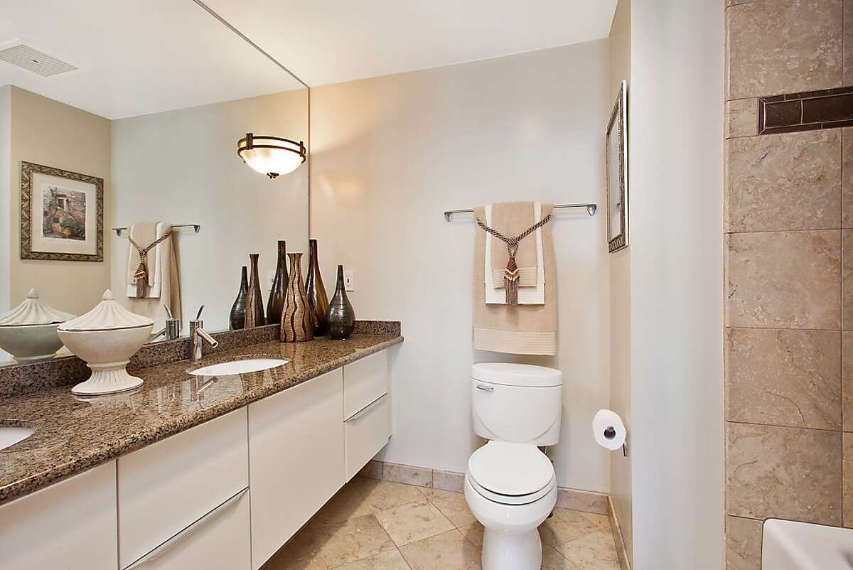 South Beach condo has bay, city views