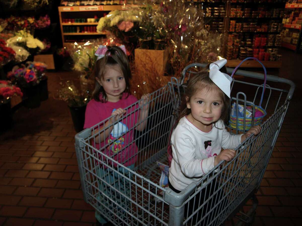 SEEN Stew Leonard's Easter egg hunt