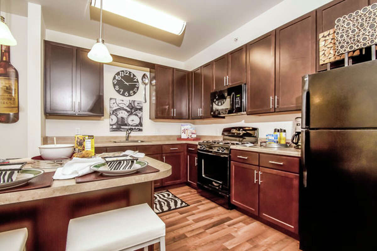 New luxury apartment community opens in Danbury