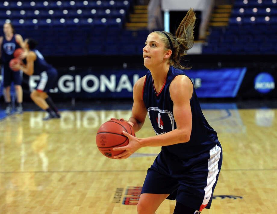UConn guard Caroline Doty - Connecticut Post