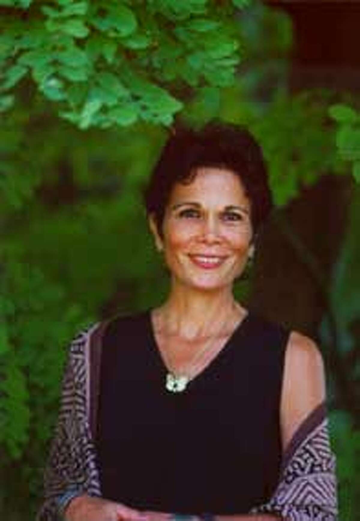 author julia alvarez