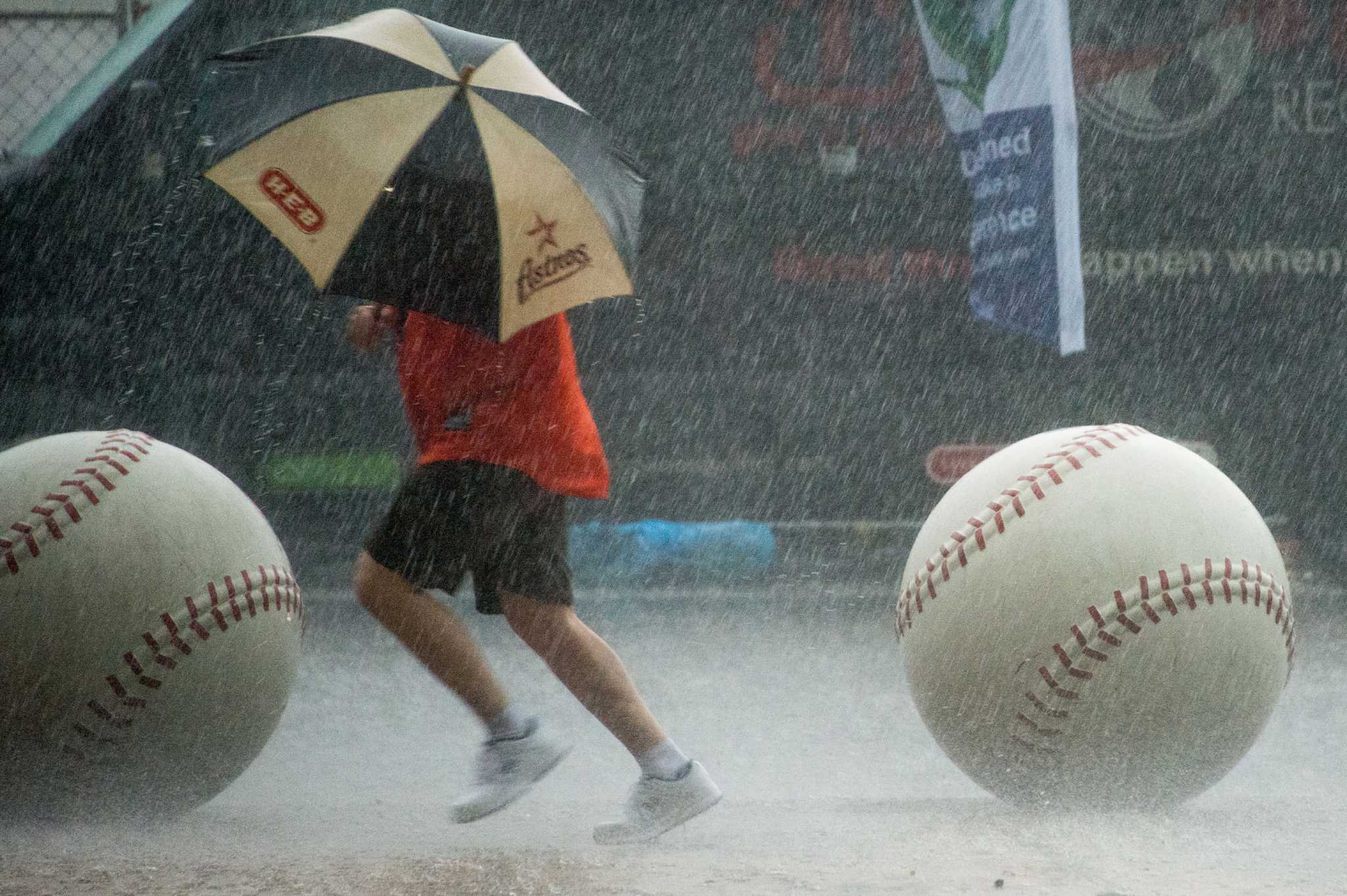 'It's going to feel cold,' Houston forecaster says