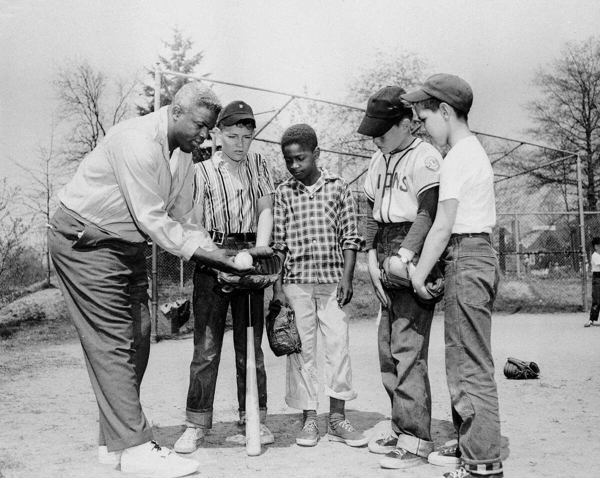 With '42' movie release, Robinson remembered