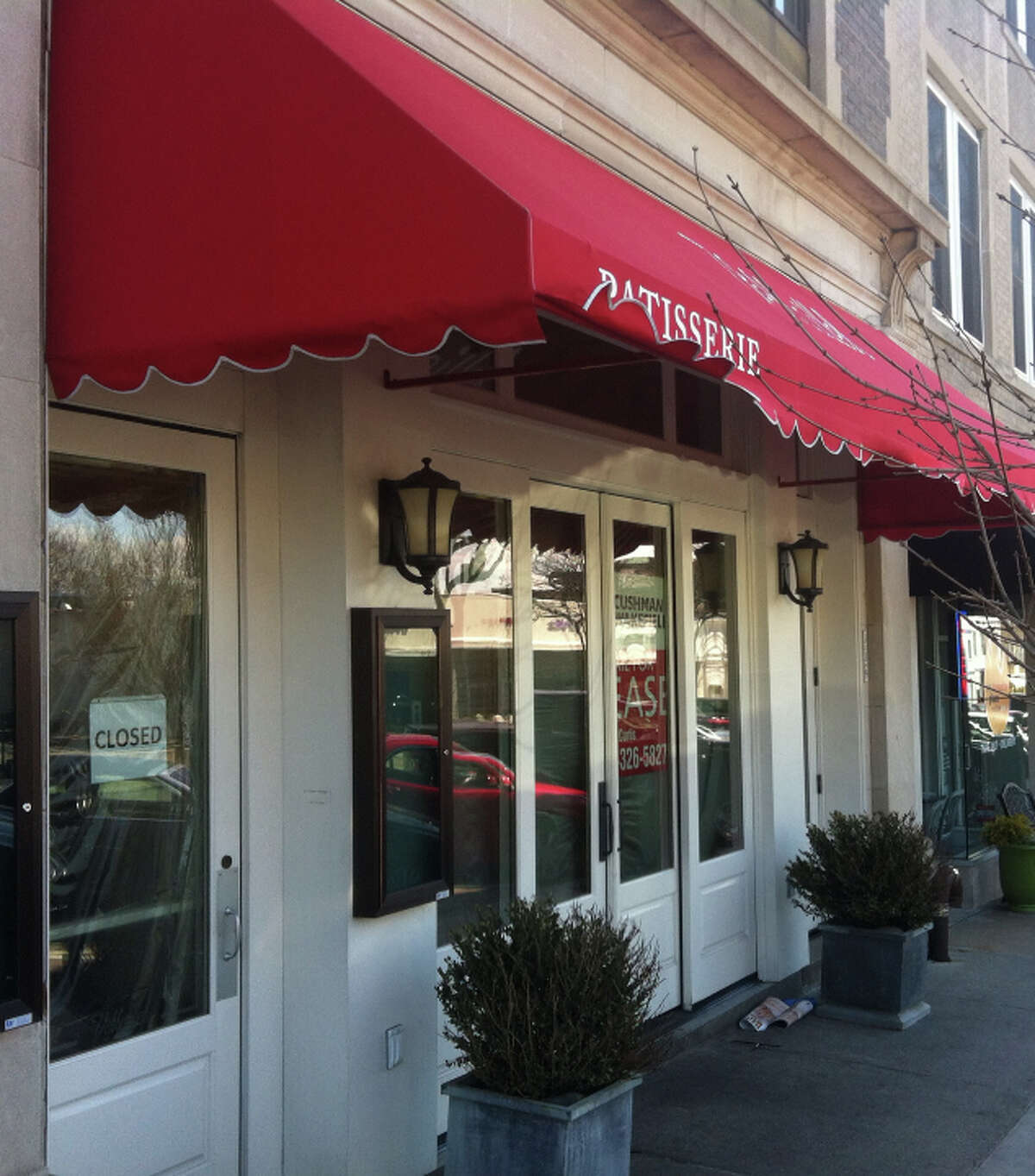 Versailles to reopen with new owner