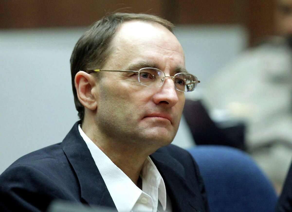 Former Greenwich man testifies in fake Rockefeller murder trial