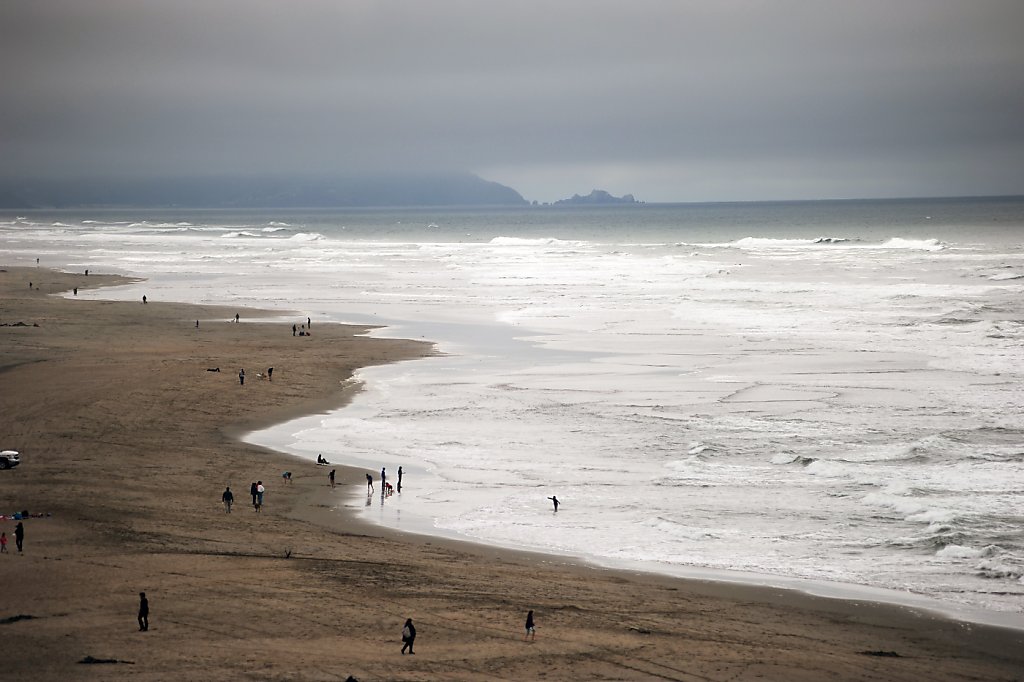 Severed foot in shoe washes up on Ocean Beach