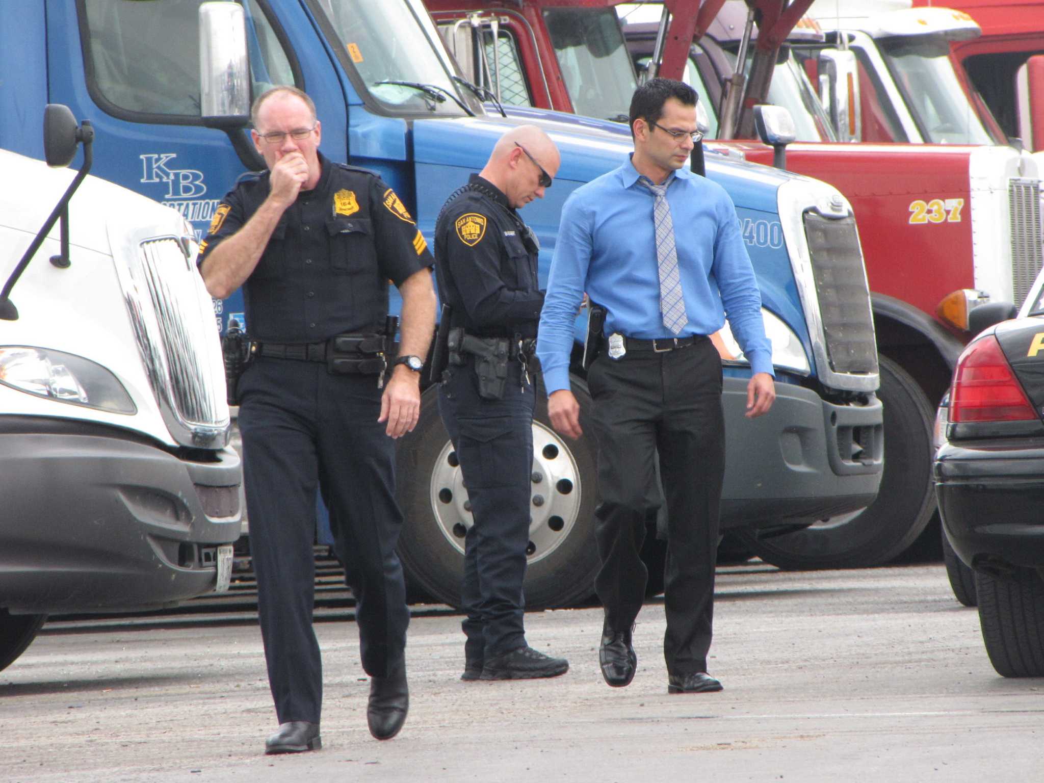 Man found dead at truck stop San Antonio ExpressNews