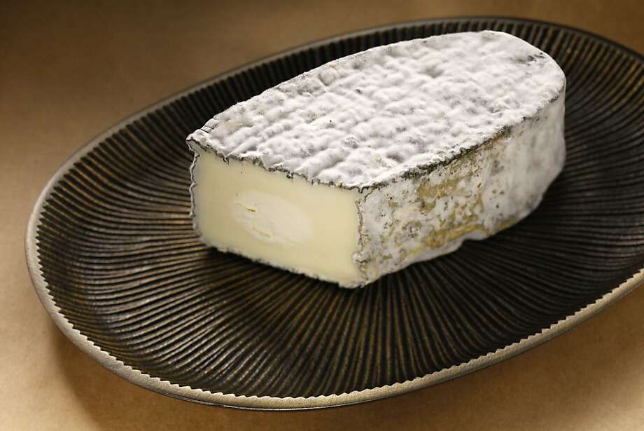 Ovalie Cendrée, goat cheese masterpiece - San Francisco Chronicle