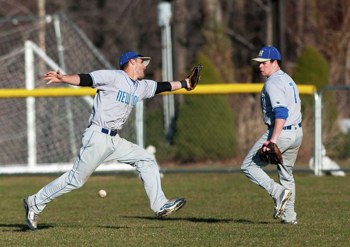 Staples rallies to stun Newtown in baseball opener