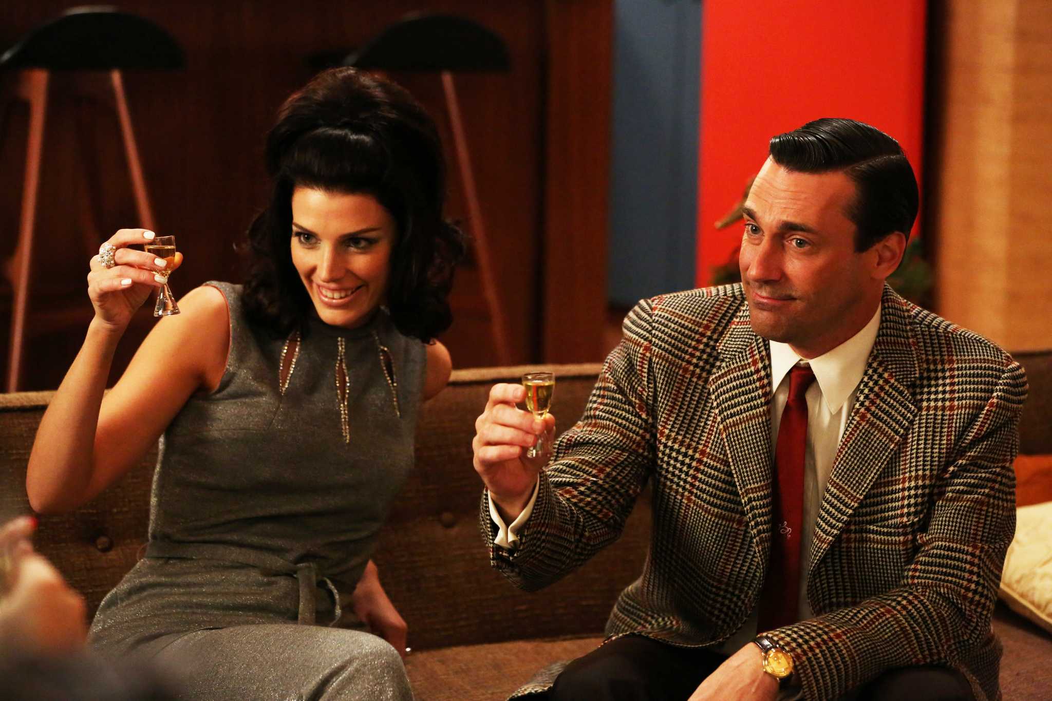 Mad men. Безумцы фильм 2007. Безумцы из Скотланд-ярда фильм 2007. Безумцы сериал алкоголь. Безумцы комедия 2012.