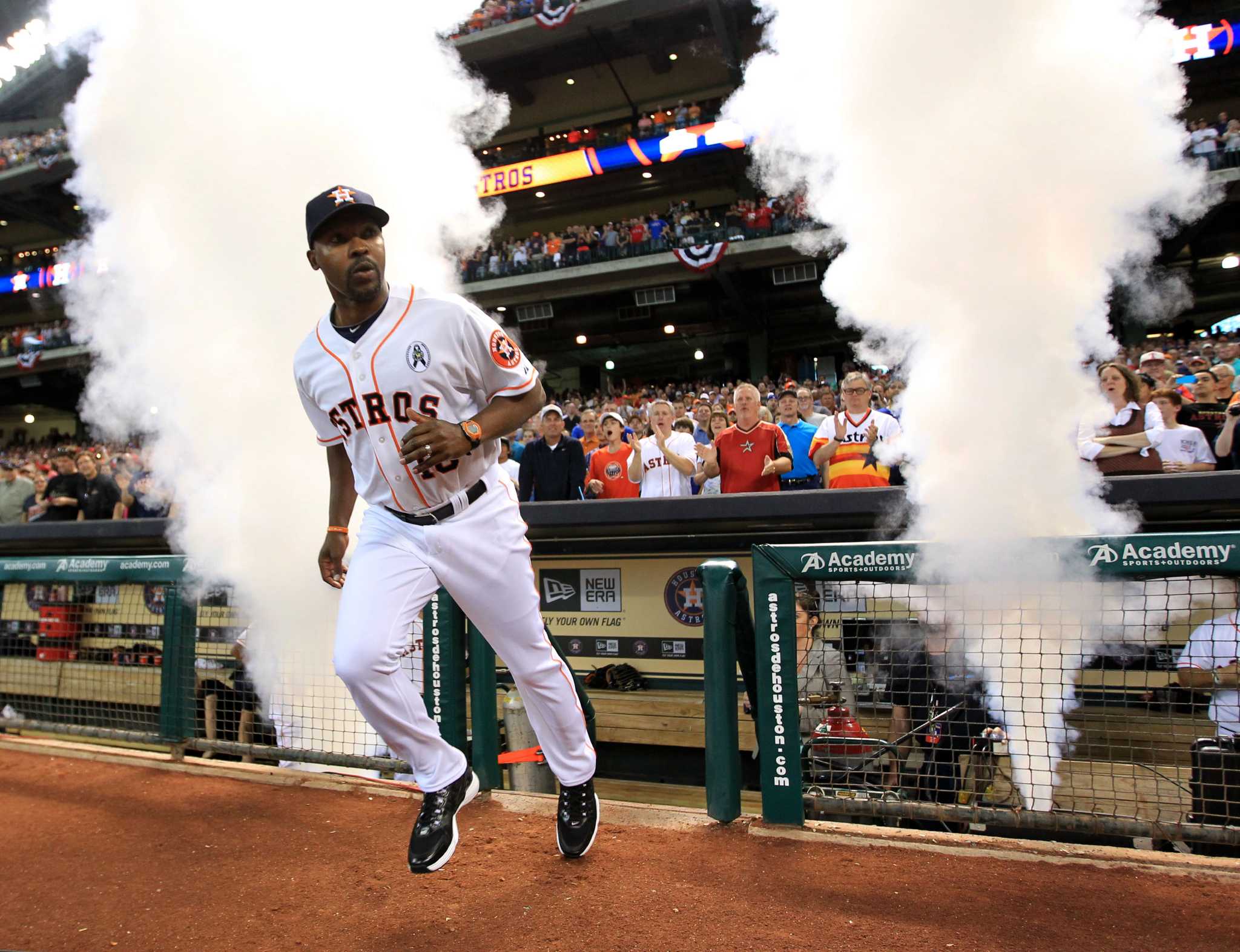 Ken Hoffman on why announcers should stop mentioning Jose Altuve's height -  CultureMap Houston
