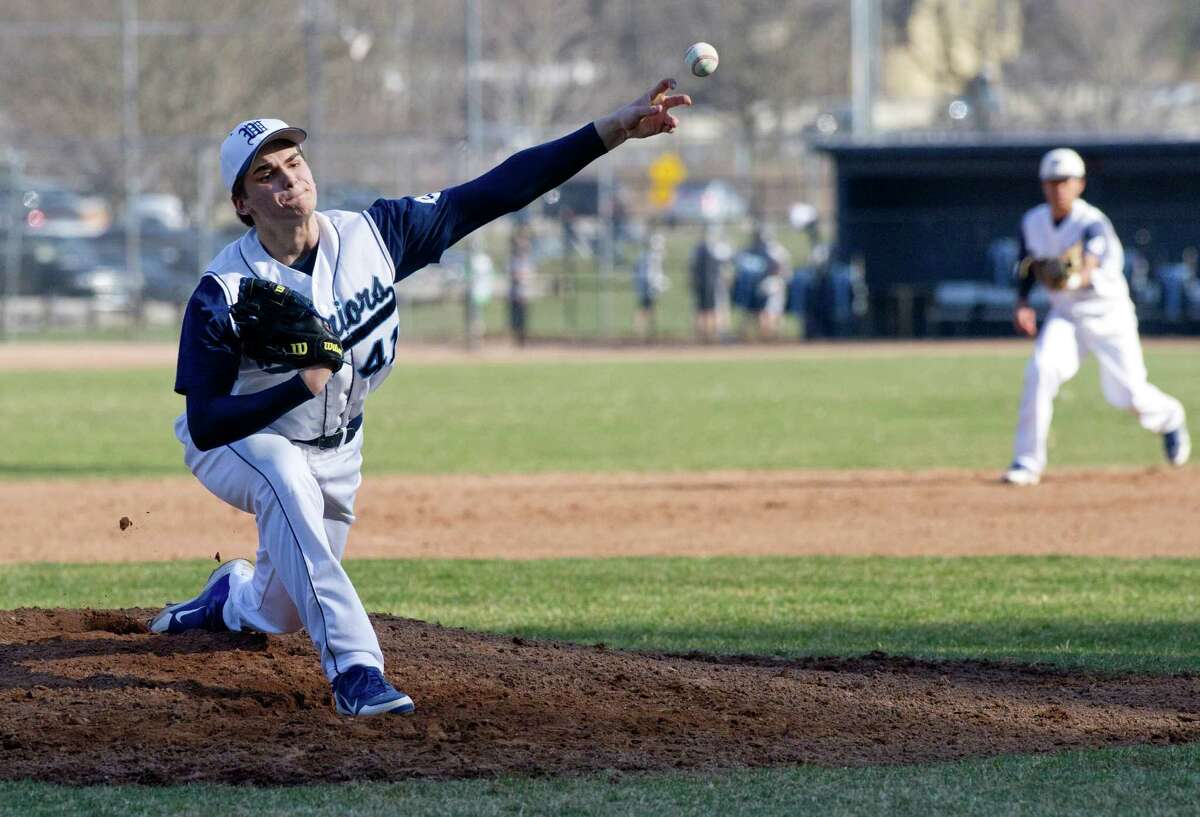 Wilton does just enough to beat Westhill baseball team