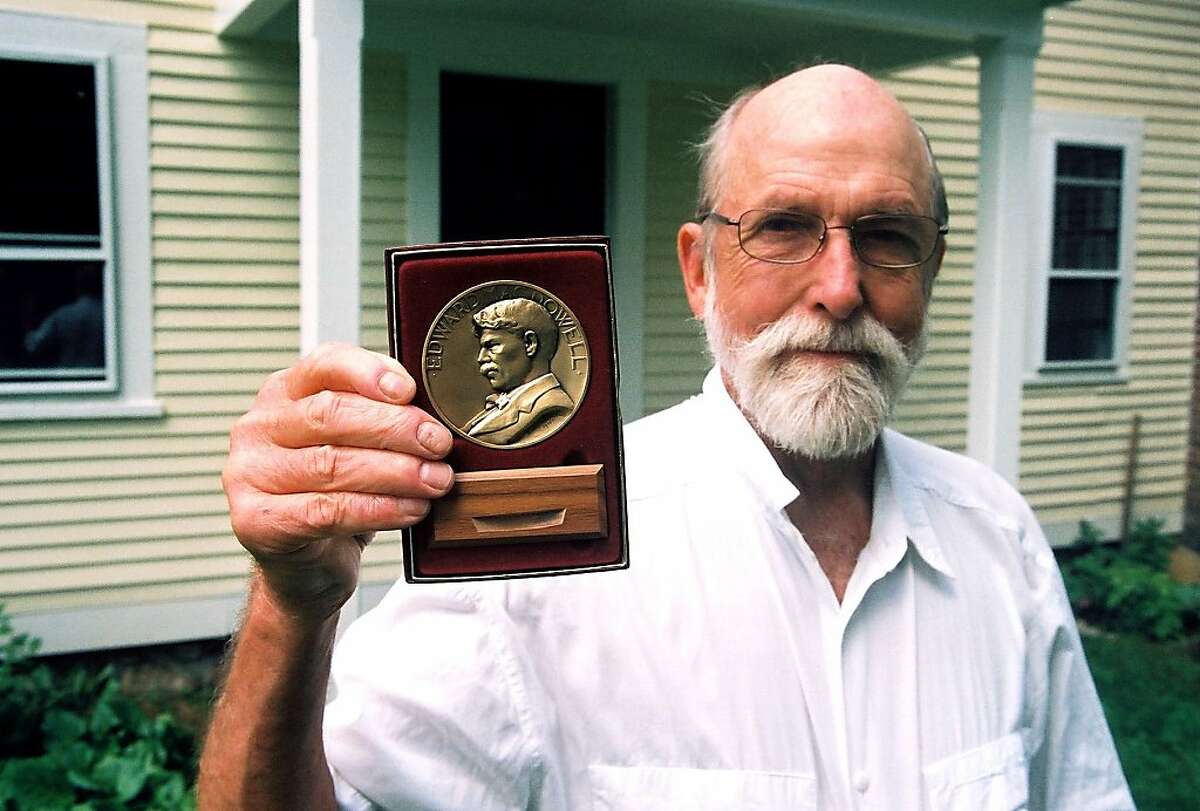 Les Blank with his MacDowell Medal, in 2007