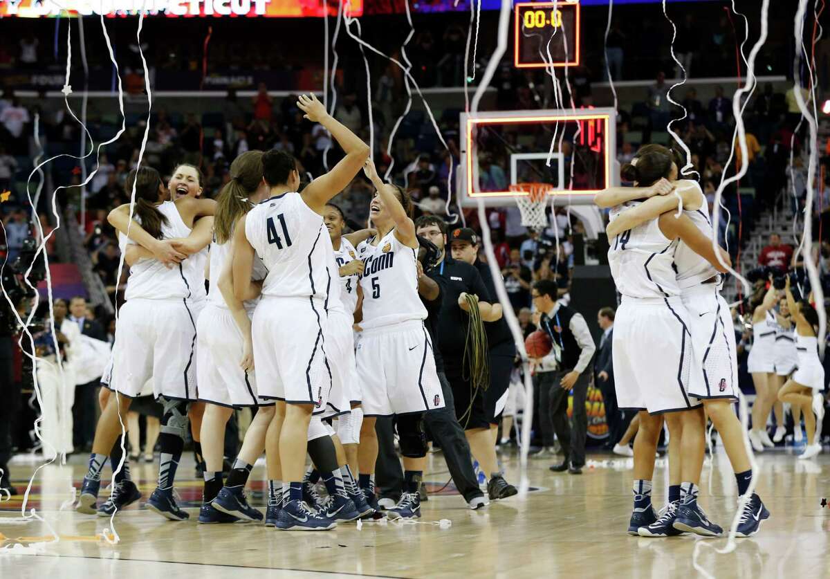 Elite 8 UConn wins recordtying national title