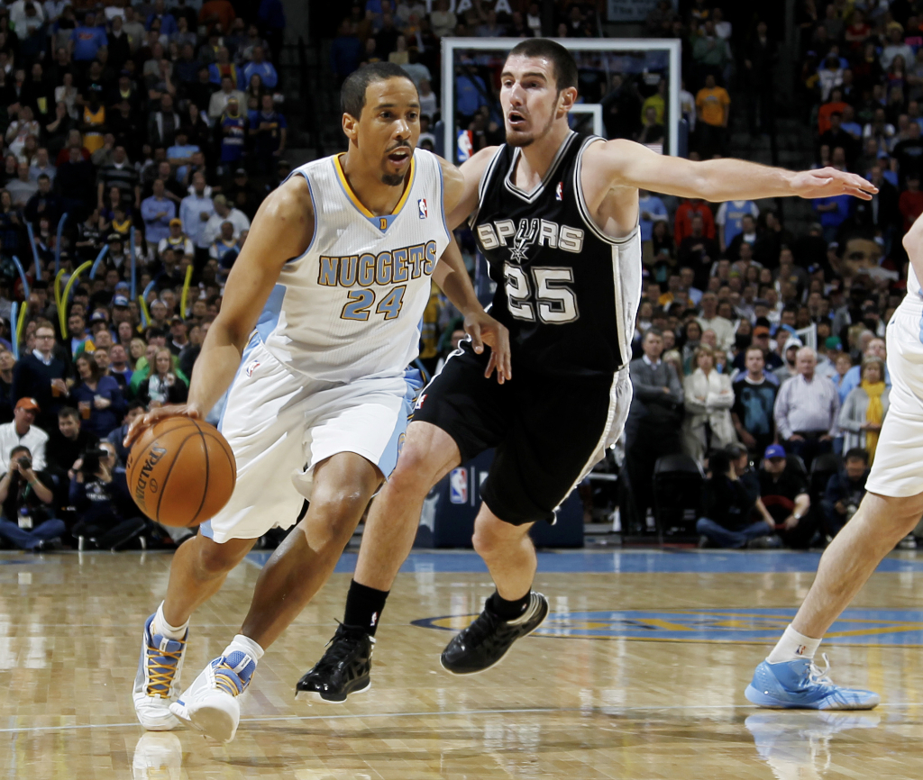 Report: Veteran Andre Miller clears waivers, will sign with Spurs 