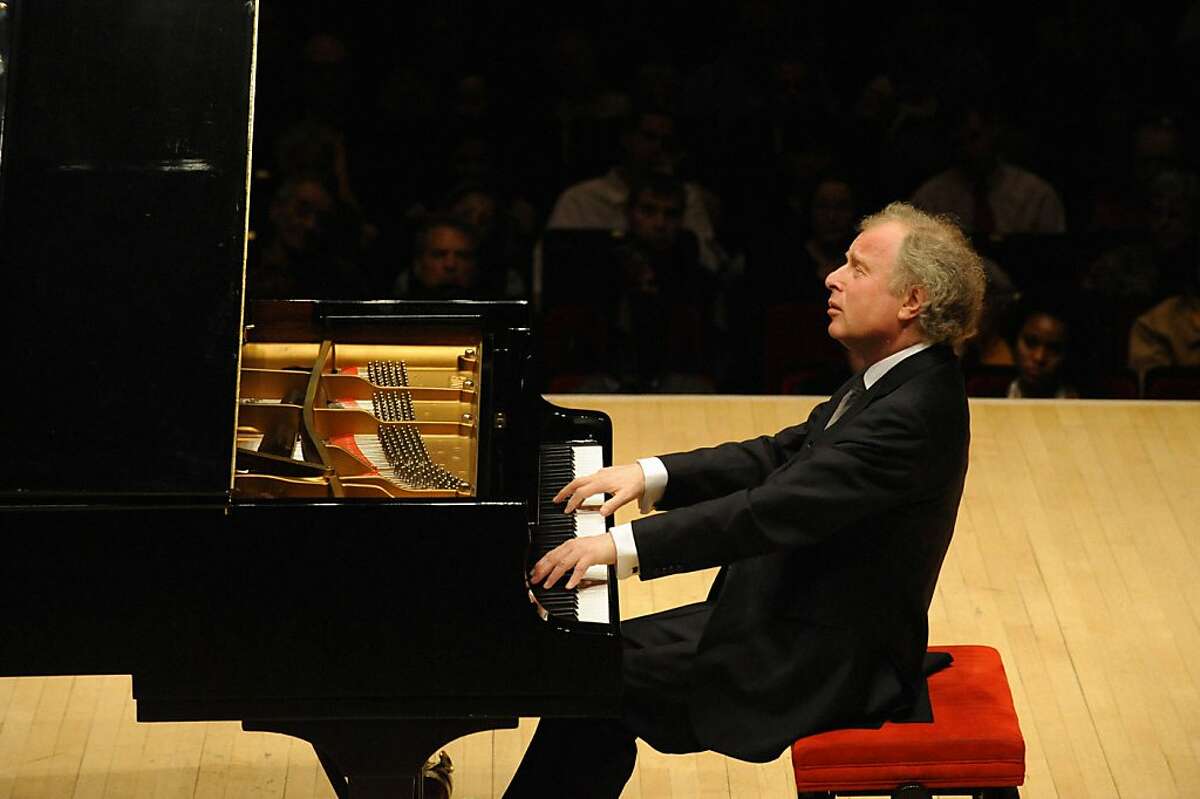 Pianist András Schiff ***ARTIST APPROVED***