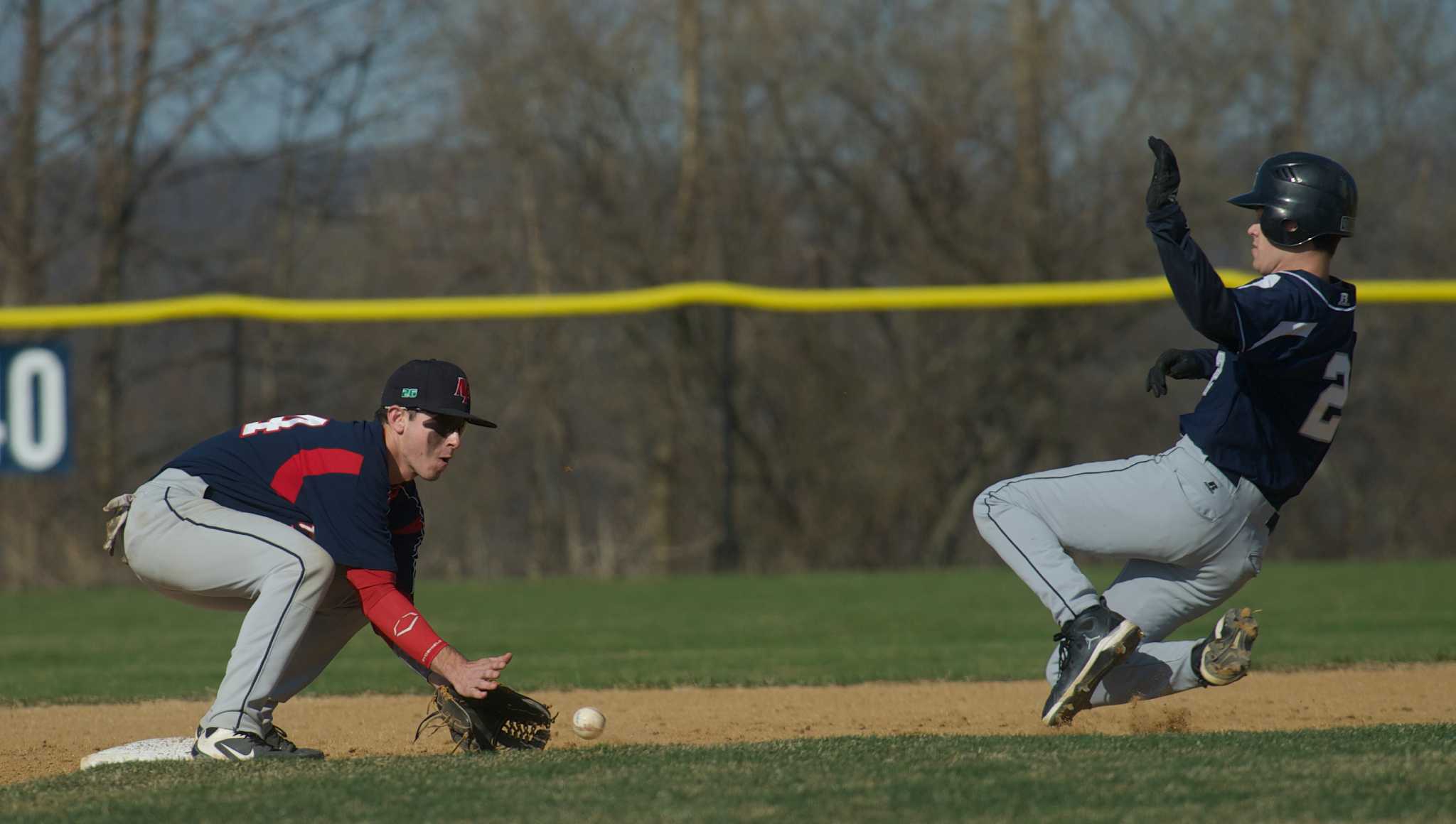 Fredette, Immaculate baseball team hold off New Fairfield