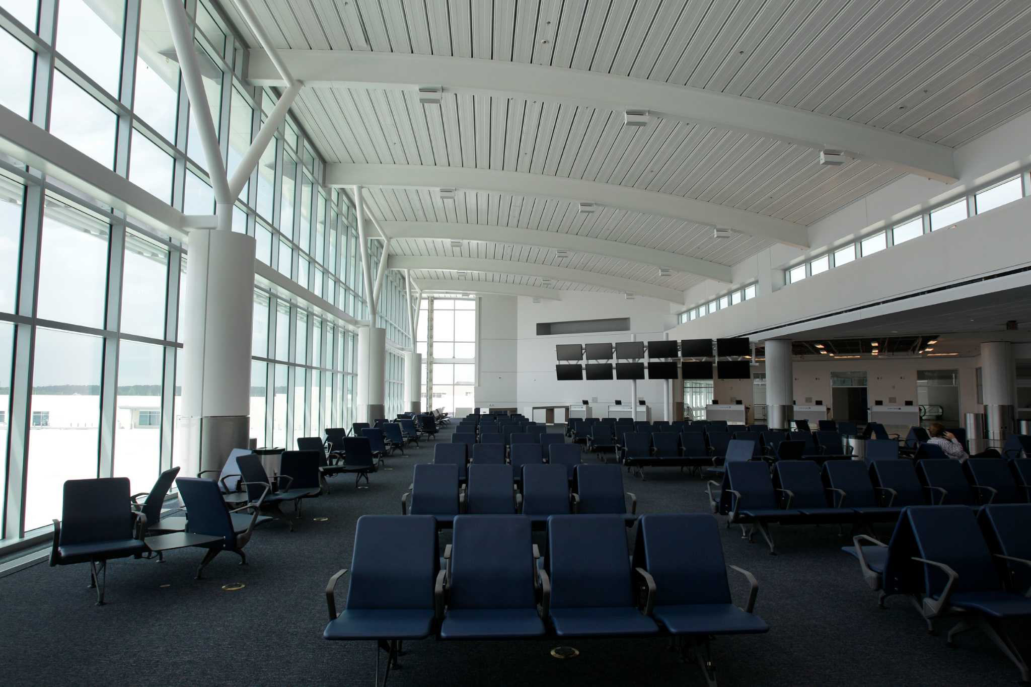 Houston's George Bush Intercontinental Named Best Airport In The Country