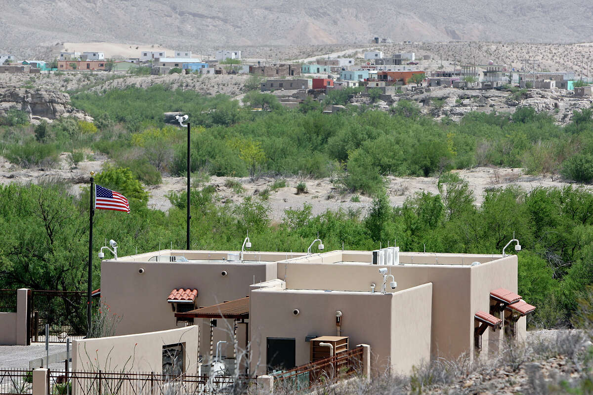 The Boquillas Crossing Port of Entry building in the U.S., foreground, and Boquillas del Carmen in the distance.