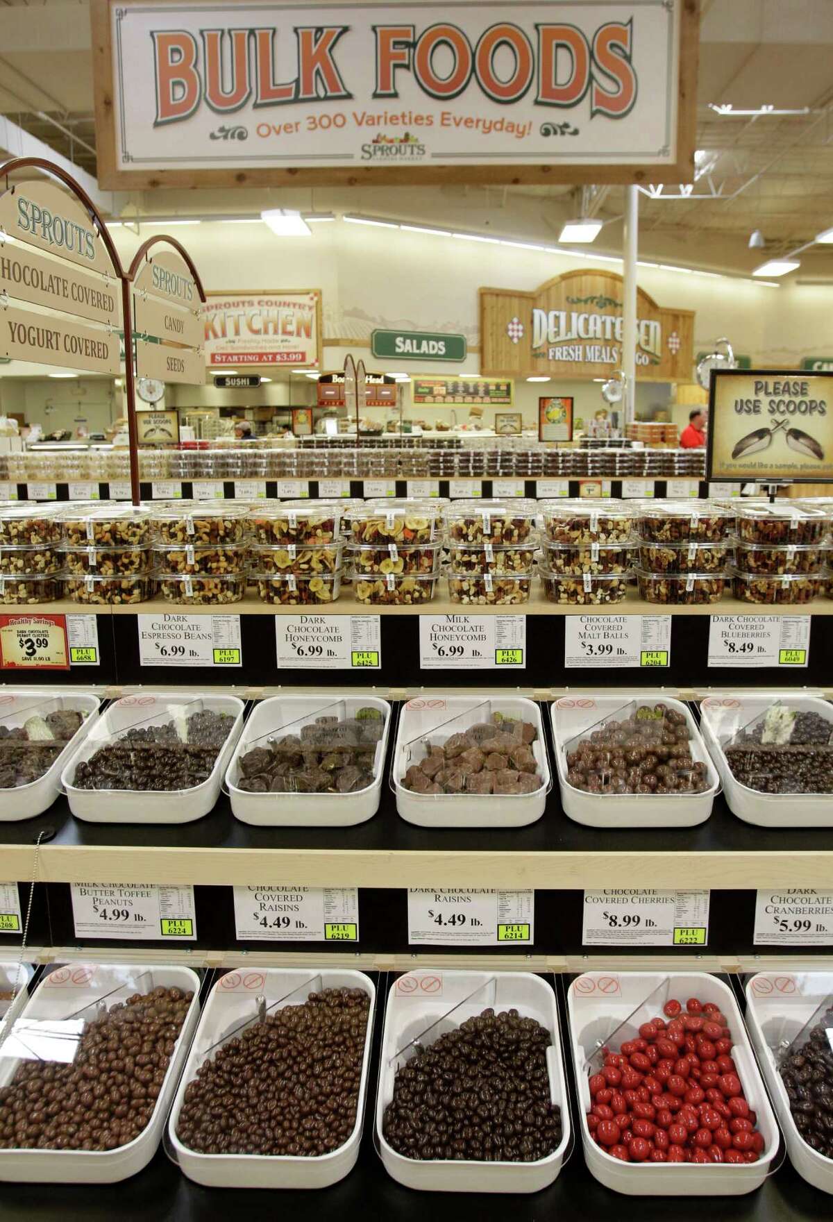 Sprouts grocery chain sows seeds of growth in area