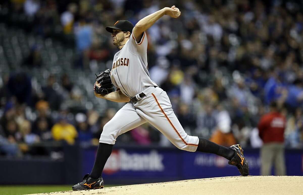 Giants get pounded as Zito's streak ends