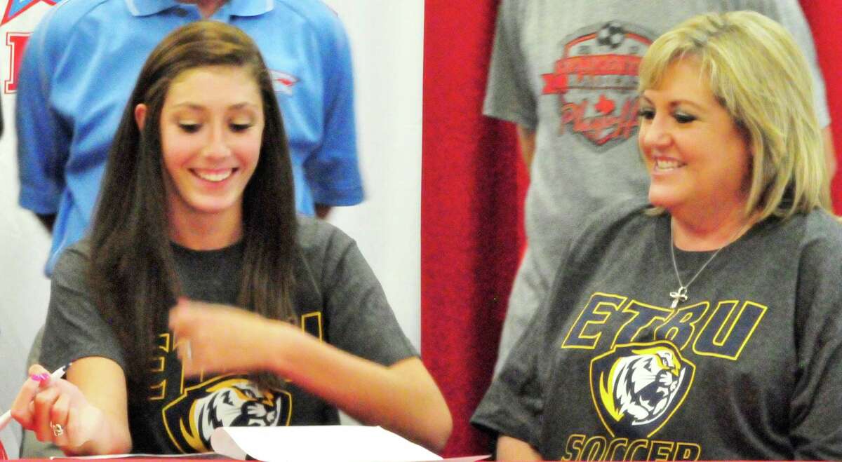 Lumberton HS senior commits to East Texas Baptist University Tigers