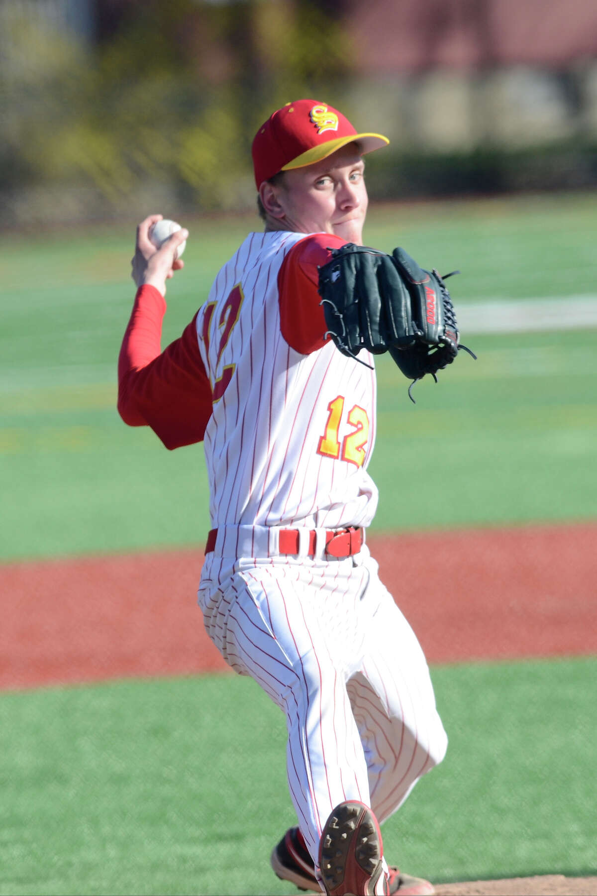 Wednesday's high school baseball roundup Central knocks off Wilton