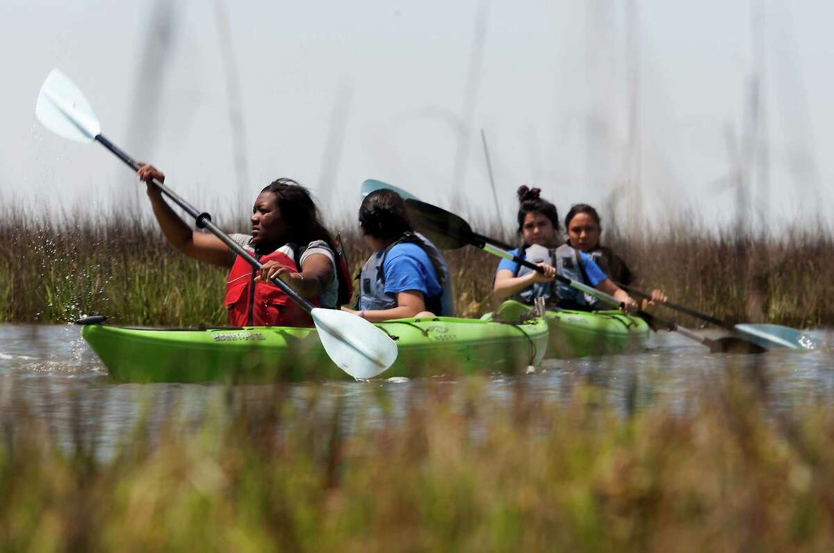 Kayak tour introduces teenagers to Galveston marshes