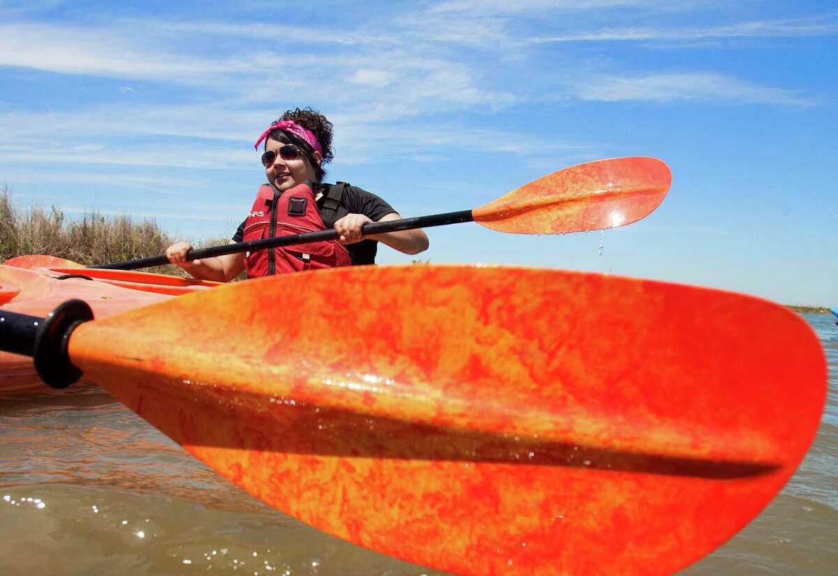 Kayak tour introduces teenagers to Galveston marshes