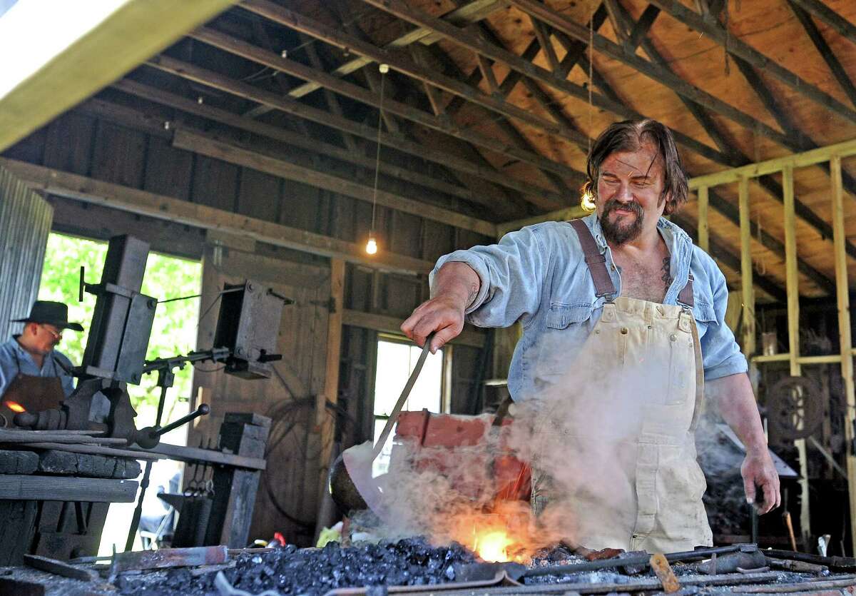 Spindletop goes back to the past with Cowboy Ruckus