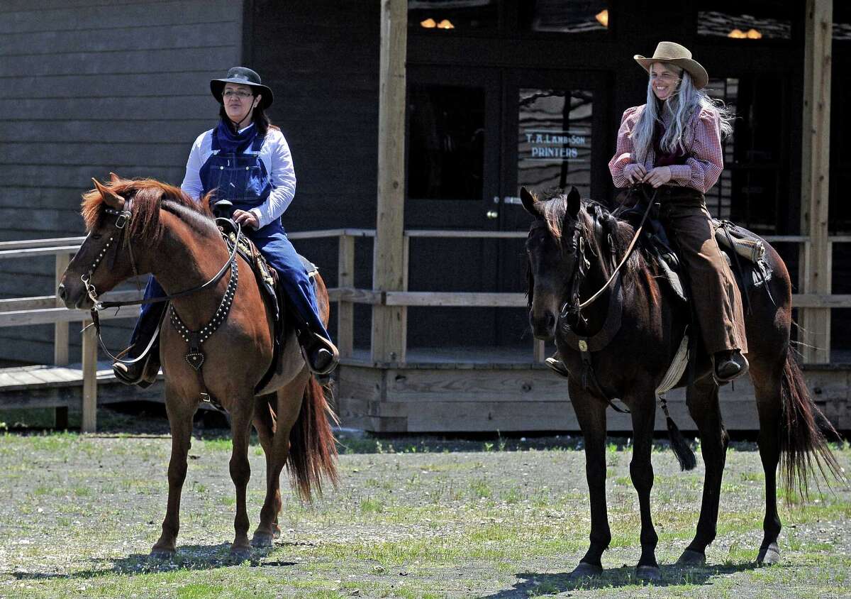 Spindletop goes back to the past with Cowboy Ruckus