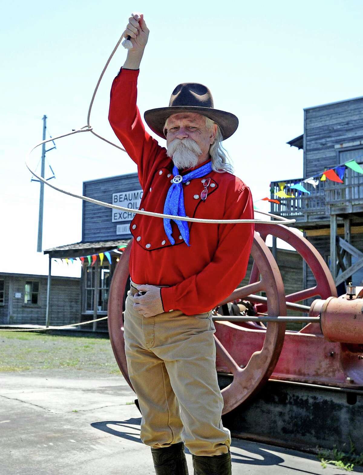 Spindletop goes back to the past with Cowboy Ruckus