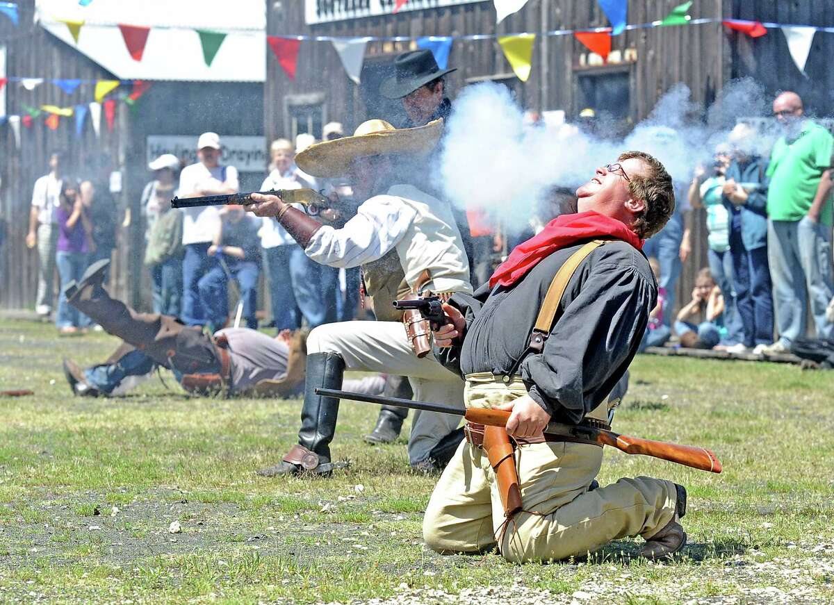 Spindletop goes back to the past with Cowboy Ruckus