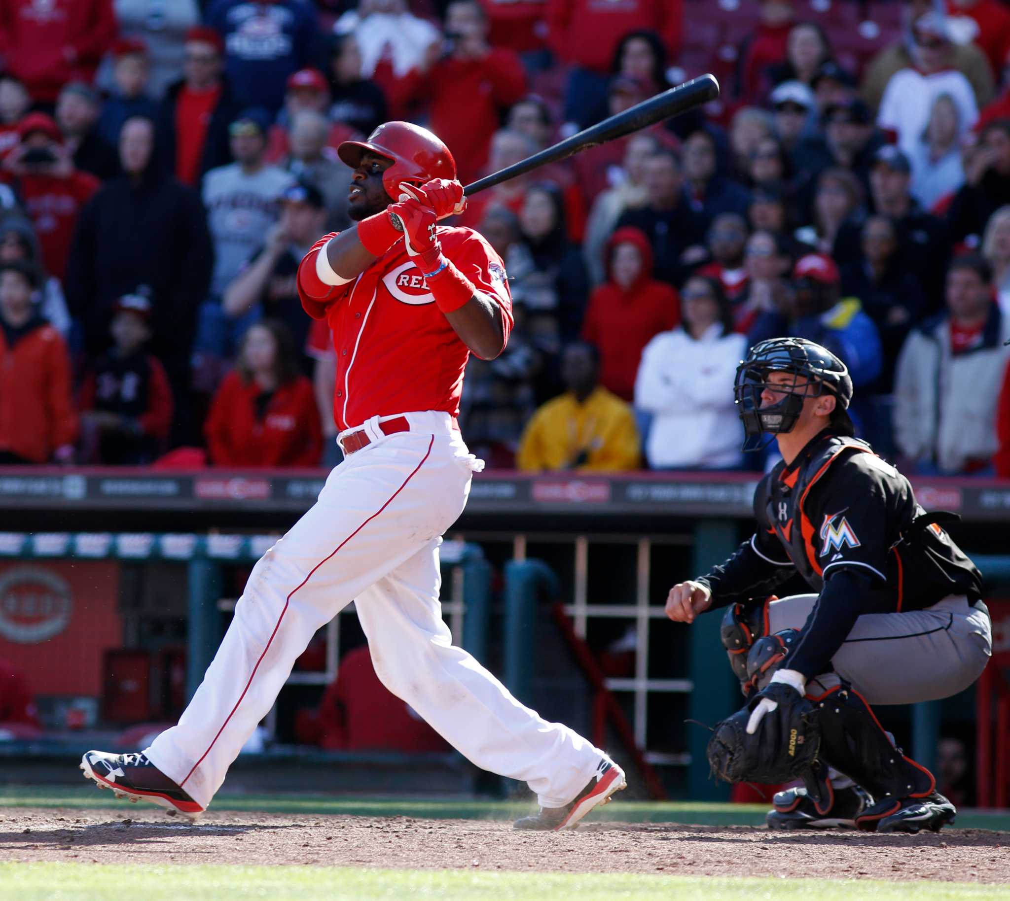 Pablo Sandoval's homer, three hits help San Francisco Giants beat  Cincinnati Reds 