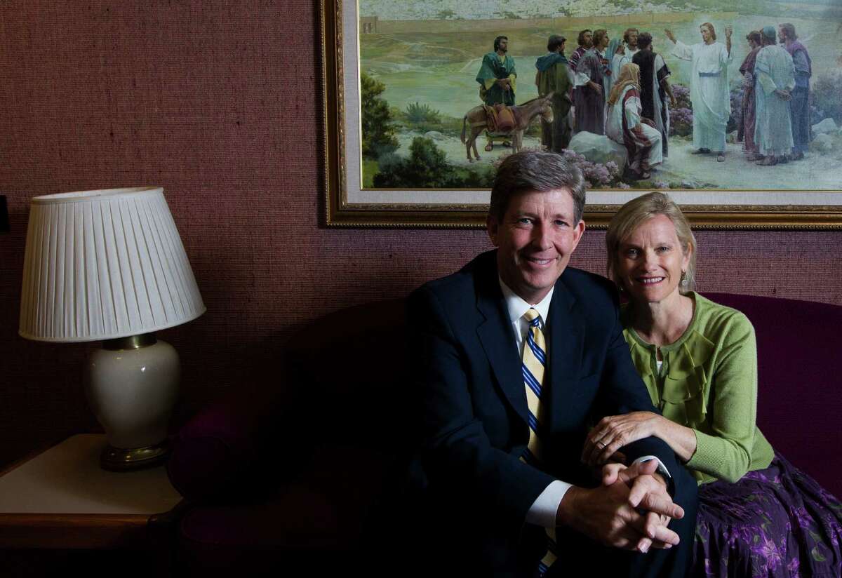Giff Nielsen and his wife Wendy pose for a portrait on Wednesday, April 17, 2013, in Sugar Land. J. Patric Schneider / For the Chronicle )