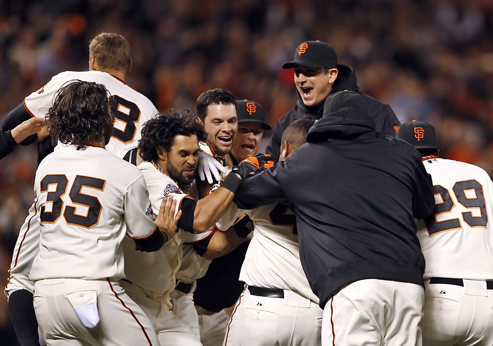 Posey ties it, Belt wins it for Giants