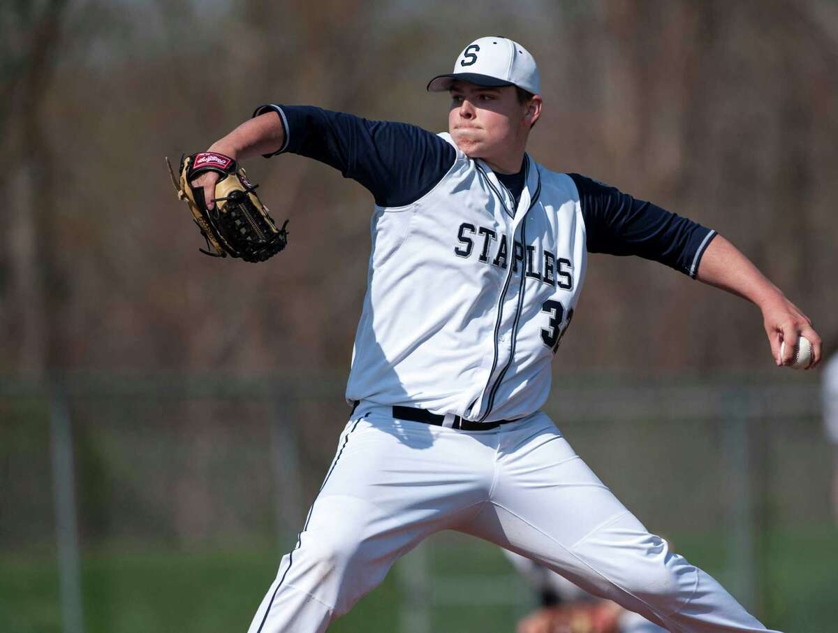 New Canaan's Casali shuts out Staples baseball