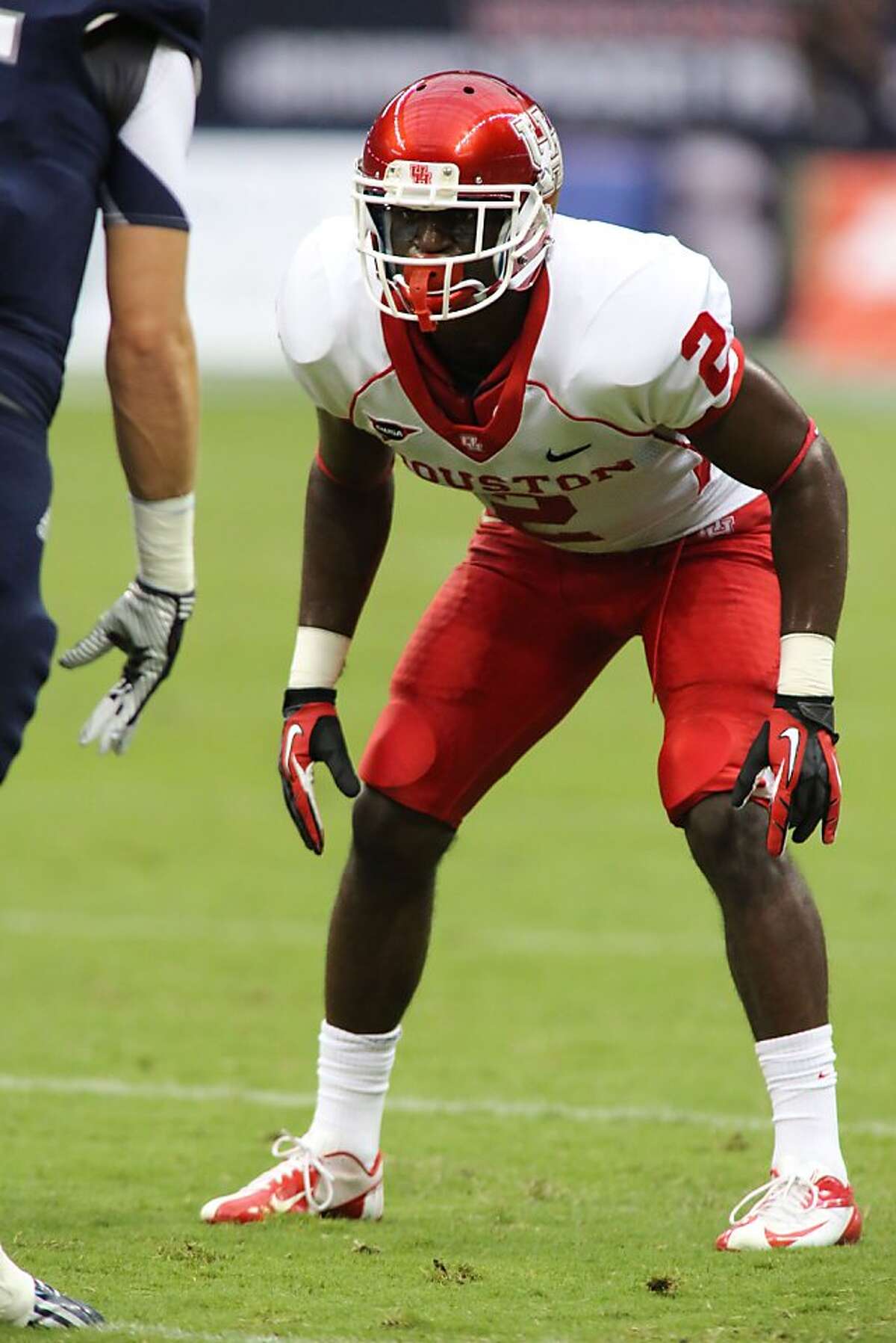 Raiders pick cornerback Hayden