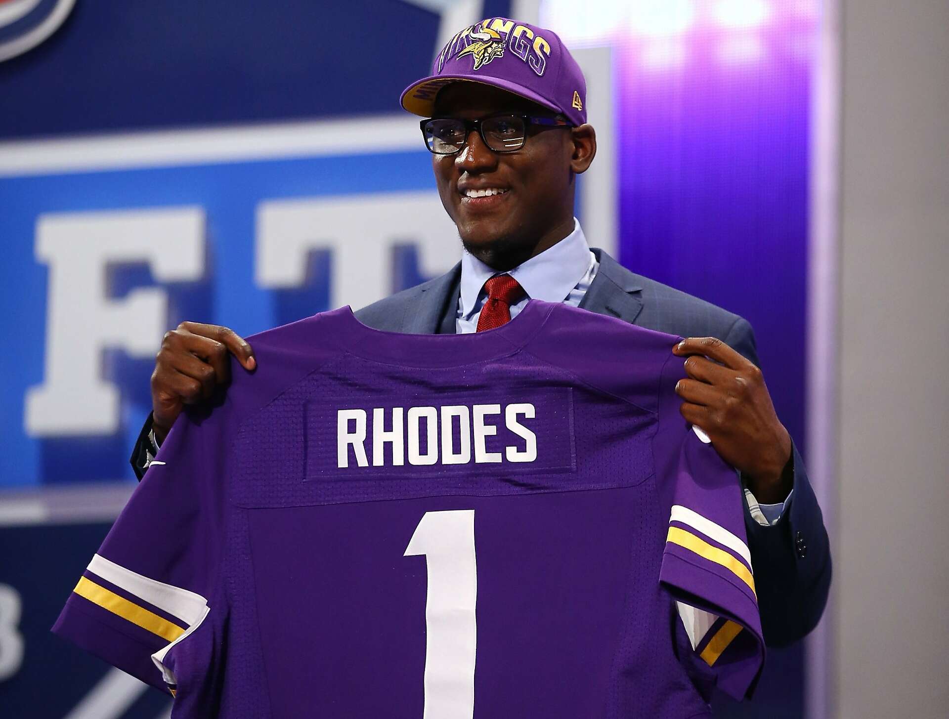 Xavier rhodes jersey aliexpress sale