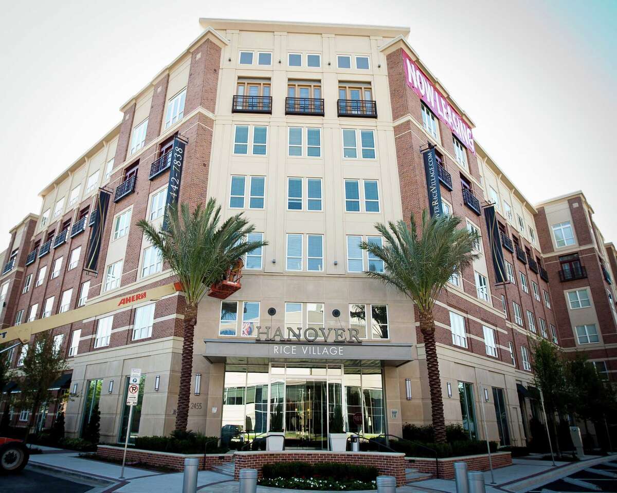 Highend living with uppercrust cuisine